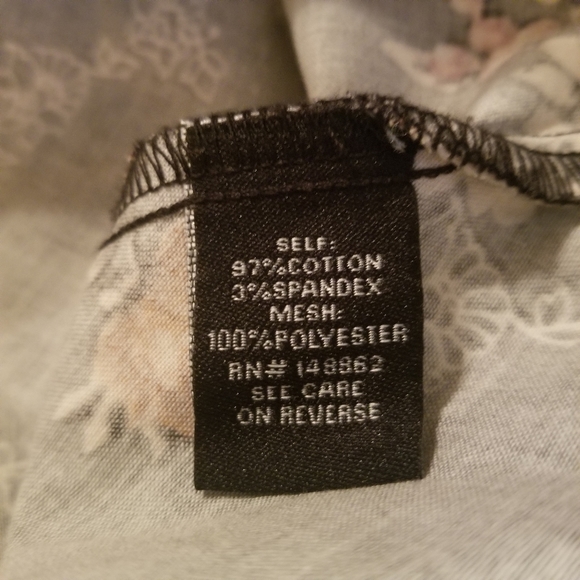 TORRID Black Floral Skirt with Mesh Overlay Size 3 - Picture 5 of 6